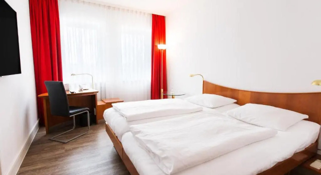 Двухместный номер Standard DORMERO Hotel Dresden Airport