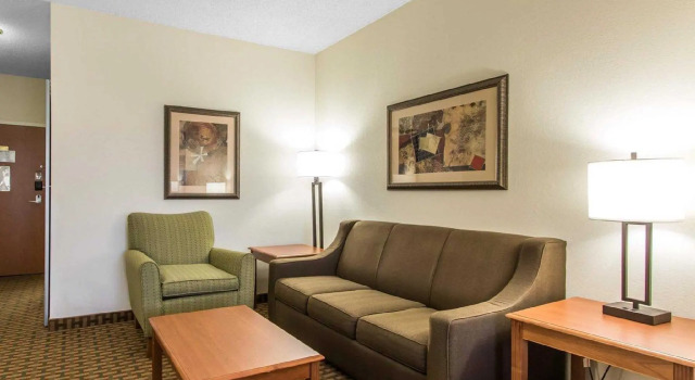 Люкс Garner Hotel Oklahoma City - Quail Springs by IHG