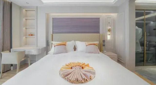 Люкс Deluxe Floral Hotel·Summer Mountain Puju Hotel