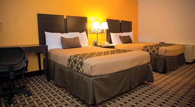 Четырёхместный номер Standard Ahoskie Inn