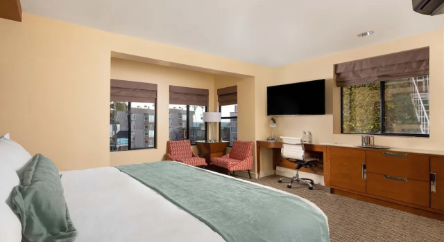 Номер Grand с видом на море Cormorant Boutique Hotel