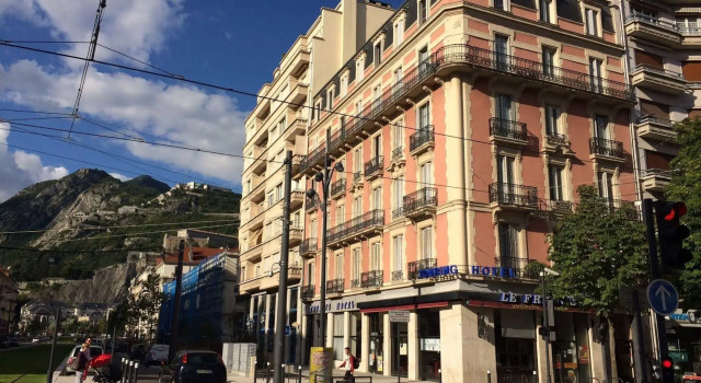 Touring Hotel, Đặt Khách sạn Grenoble Grenoble Area