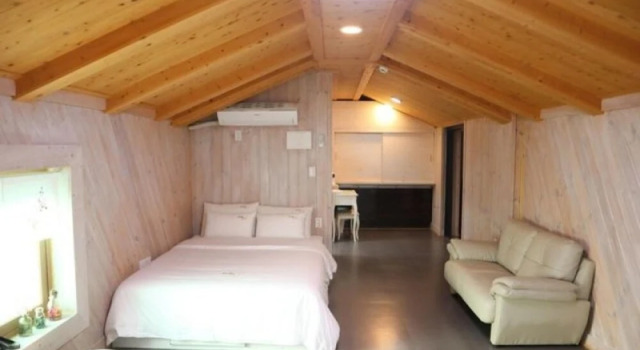 Gyeongju Gaewoolga Poolvilla