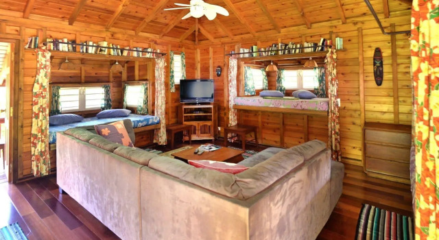 Marks Place Moorea, Book Hotel Haapiti Moorea