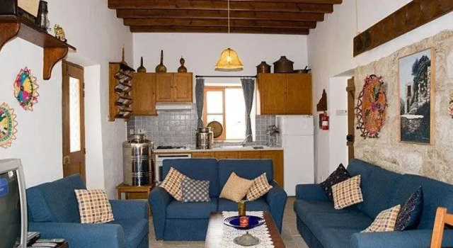 Narkissos Villa, Buchen Sie Villa Hotels in Tsada mit Parkplatz, Parkplätze