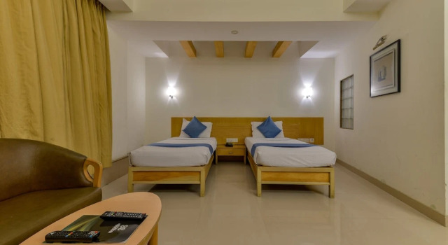 Клубный номер Standard Hotel Ajanta Juhu near Juhu Beach