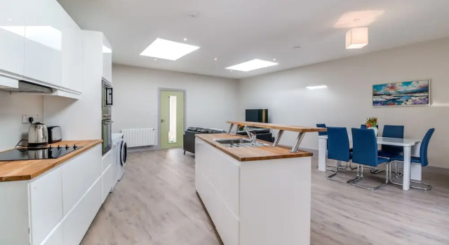 Апартаменты Deluxe Central Park Apartment 3