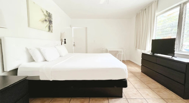 Двухместная студия Standard TropiRock A North Beach Village Resort Hotel