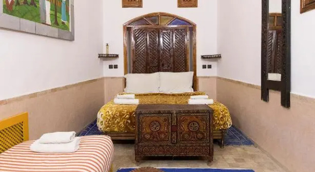 Camera Standard Riad Wardate Rita