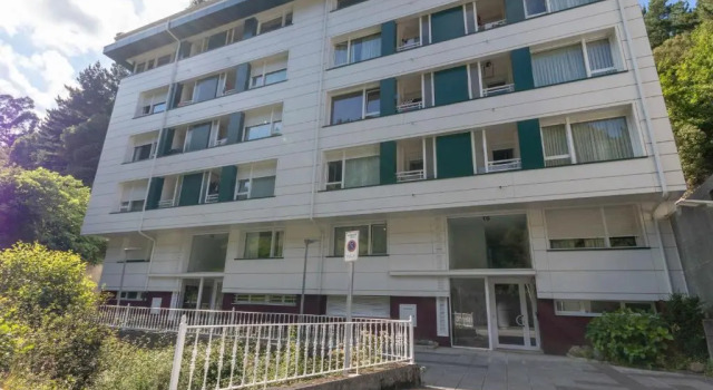 Etxie La casa de Mundaka EBI 326, Rezerwuj Hotel Hotele w Baskonia z parkingiem, Parking
