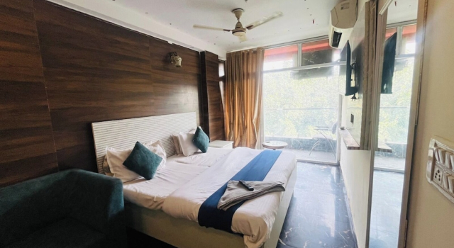 Номер Deluxe Roomshala 127 Mannat Stay