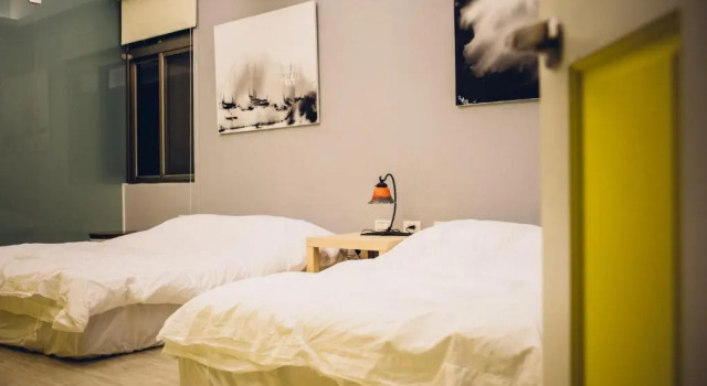 Семейный номер Standard с видом на горы So Art Guesthouse 旅人藝棧民宿