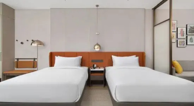 Четырёхместный люкс Deluxe Home2 Suites by Hilton Xinjiang Yining