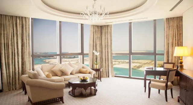 Люкс Luxury с видом на море Bab Al Qasr Hotel