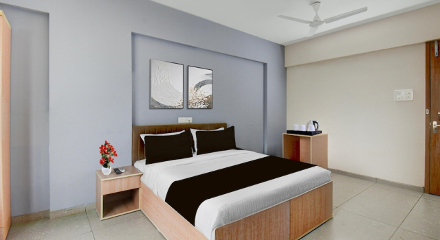 Classic With Balcony Indu Ville