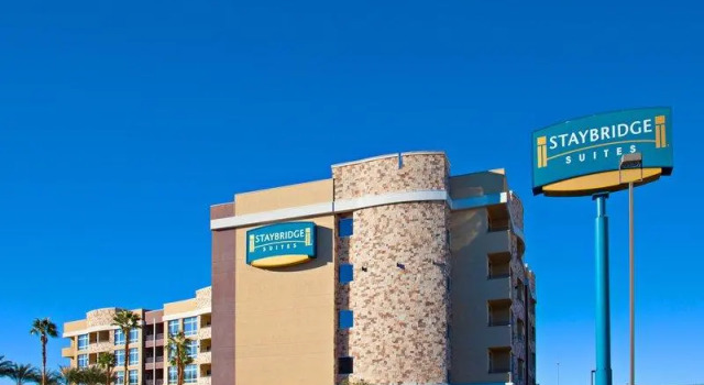 Кровать в общем номере Staybridge Suites: Las Vegas - Stadium District by IHG