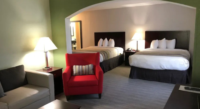 Люкс Country Inn & Suites by Radisson, Greenville, NC