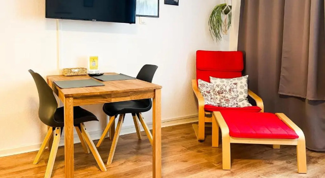modern Room with Netflix in Porta Westfalica