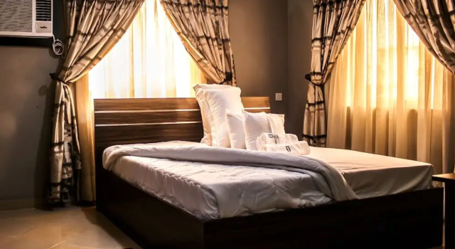 Номер Standard The Oragon Hotel