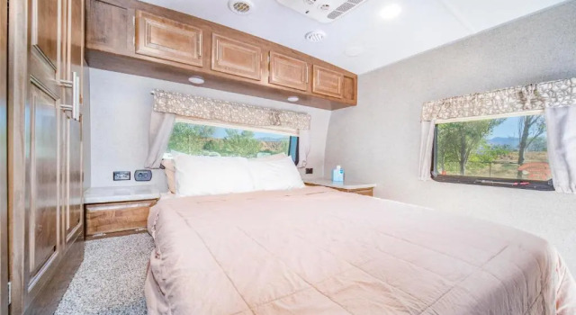 Fully Setup RV for Glamping OK64, Prenota Campeggio Moab 