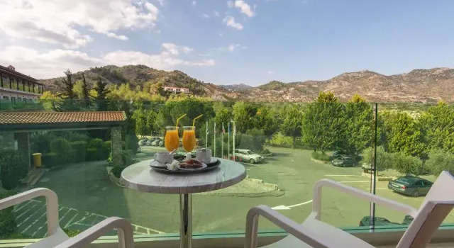 Семейный номер Standard с балконом Rodon Hotel and Resort