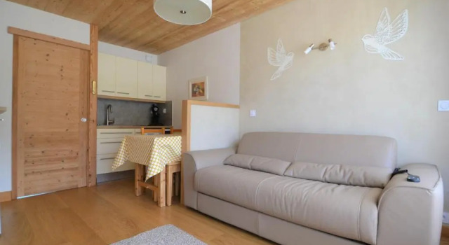 Studio Notre-Dame-de-Bellecombe, 1 pièce, 4 personnes - FR-1-505-146, Забронировать Апартаменты/квартира Отели Нотр-Дам-де-Белькомб с парковкой, рядом с Горнолыжный подъемник Комб 2, Парковка