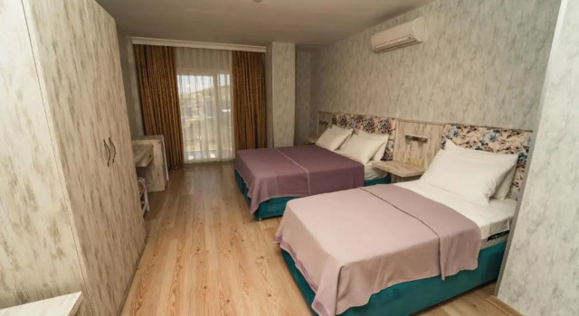 Трёхместный номер Standard Twins Hotel Çeşme