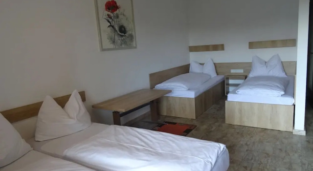 Четырёхместный номер Standard с балконом Apparthotel Alte Innbruecke