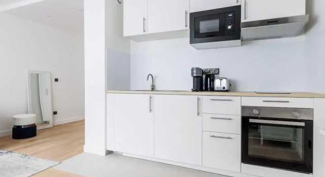 Апартаменты Beautiful Studio for two People - Puteaux