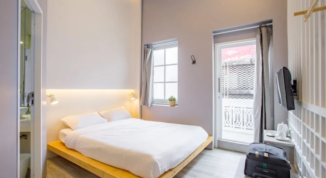 Двухместный номер Deluxe с балконом Norn Yaowarat Hotel