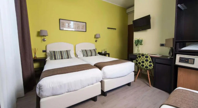 Трёхместный номер Hotel Florence Milano