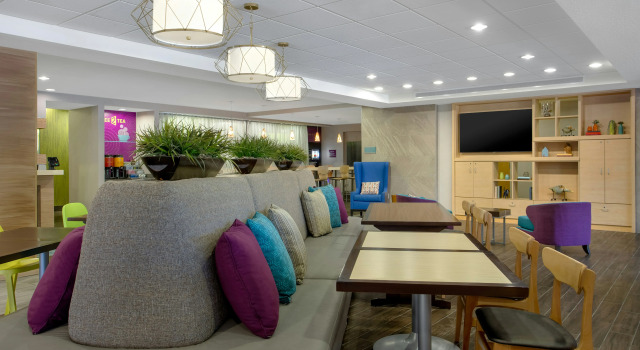 Home2 Suites by Hilton Gainesville Medical Center, Rezerwuj Hotel Hotele 3-gwiazdkowe w Gainesville, 3*