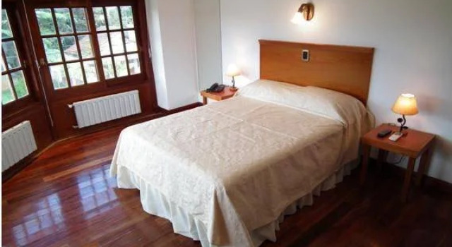 Grand Hotel Sierra de la Ventana, Rezerwuj Hotel Sierra de la Ventana Buenos Aires
