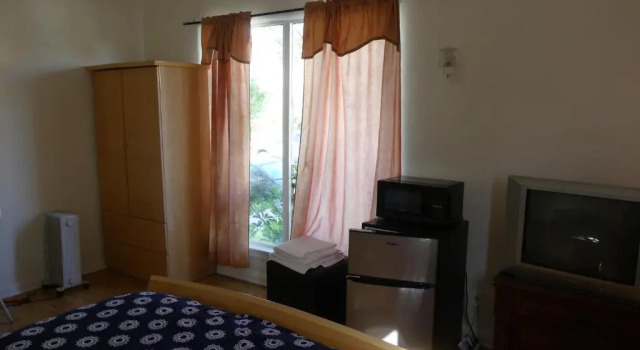 Номер Standard Wilshire Orange Hotel