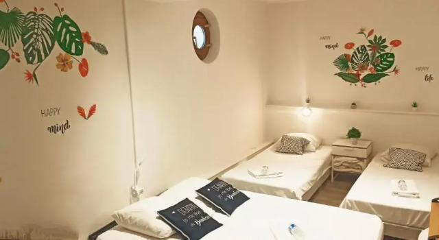 Трёхместный номер Standard Hotel de la Place