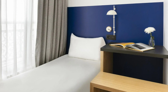 Oh la la ! Hotel Bar Paris Bastille, Забронировать Отель Отели Парижа 3 звезды, рядом с Quinze-Vingts Eye Hospital, 3*