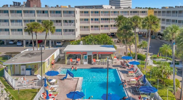 Апартаменты Palm Court a Bayview 2 Bed Suite Heated Pool
