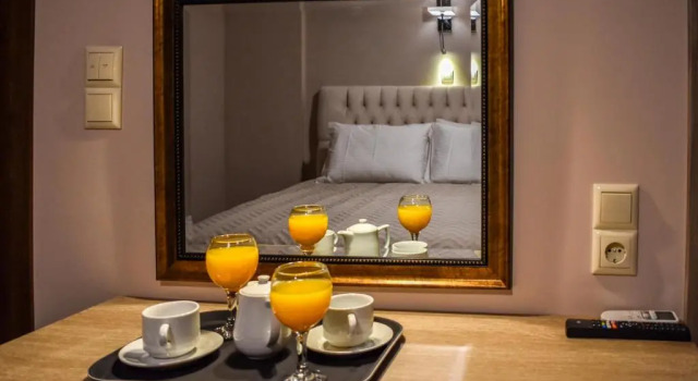 Elia Deluxe Accommodation