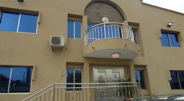 De-Golden Quest Hotel, Book Hotel Ikeja 