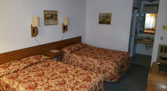 Номер Economy Moorcourt Motel