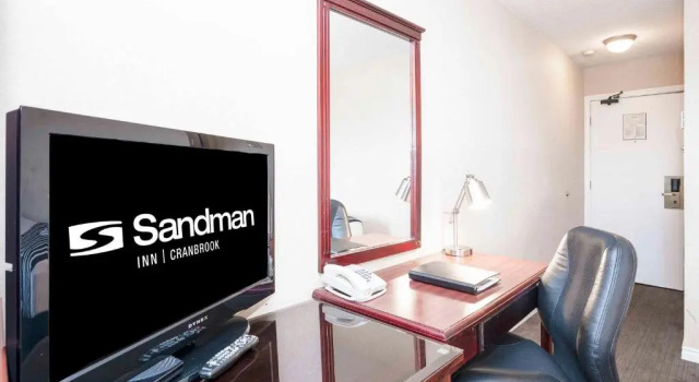 Полулюкс Sandman Hotel Cranbrook