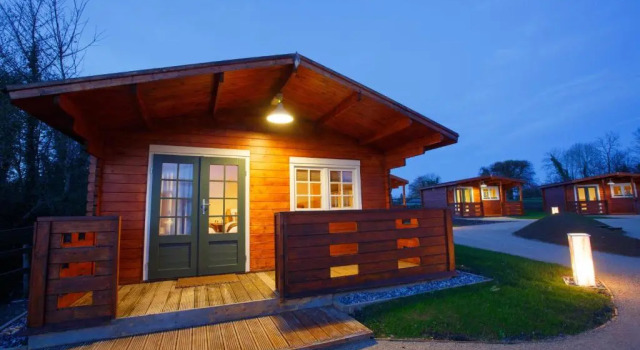 Тент Giltraps Townhouse & Glamping