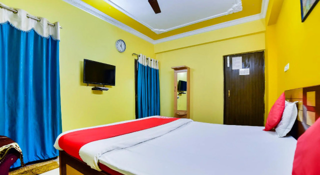 OYO 71218 Rudra Homes