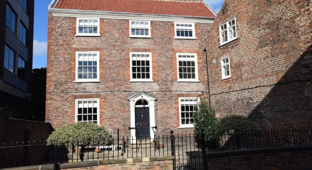 14 St Saviours Place, YORK, Забронировать Дом для отпуска Виллы Йорка, рядом с Церковь Св. Олафа, Вилла