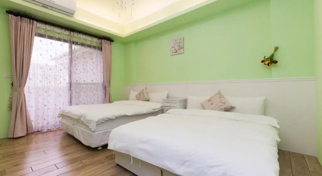 Трёхместный номер Deluxe Iris Guest House