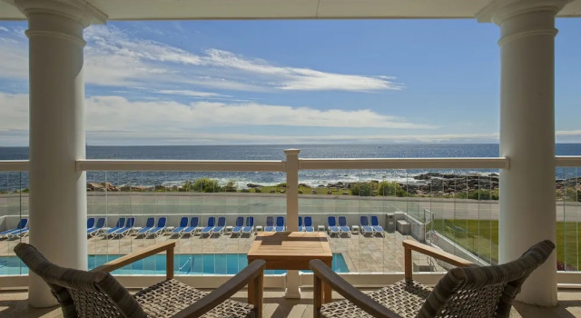 Двухместный номер Standard с балконом и с видом на океан Ocean House Hotel at Bass Rocks