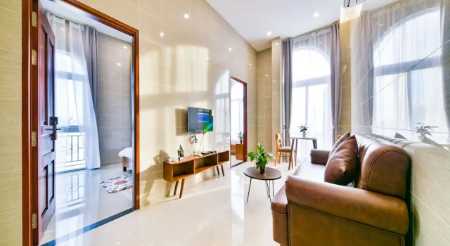 Семейные апартаменты с балконом SKYY Garden