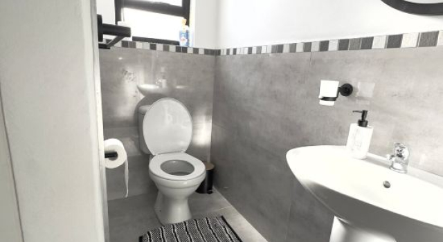 InWeFT Coastal Homes | 858 Luxury Flat B