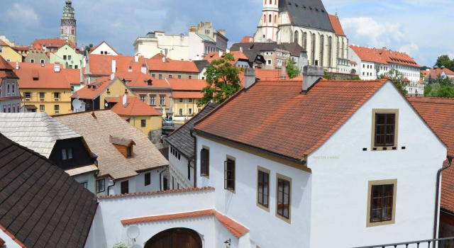 Pension U Hada, Забронировать Отель Отели Чески-Крумлов с парковкой, рядом с Chapel on the Mountain of the Cross, Парковка