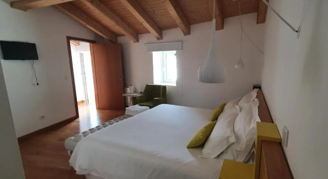 Casas de Campo da Barroca, Book Bed and Breakfast Hotels in Centro with a Pool, Swimming Pool